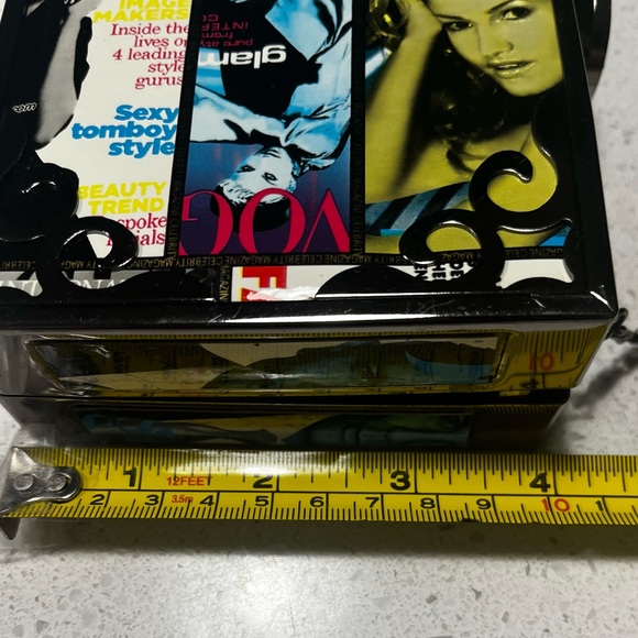 Y2K Pop Art Magazine collages Vinyl Mini bag | Dual chain straps | Statement bag - Picture 8 of 15